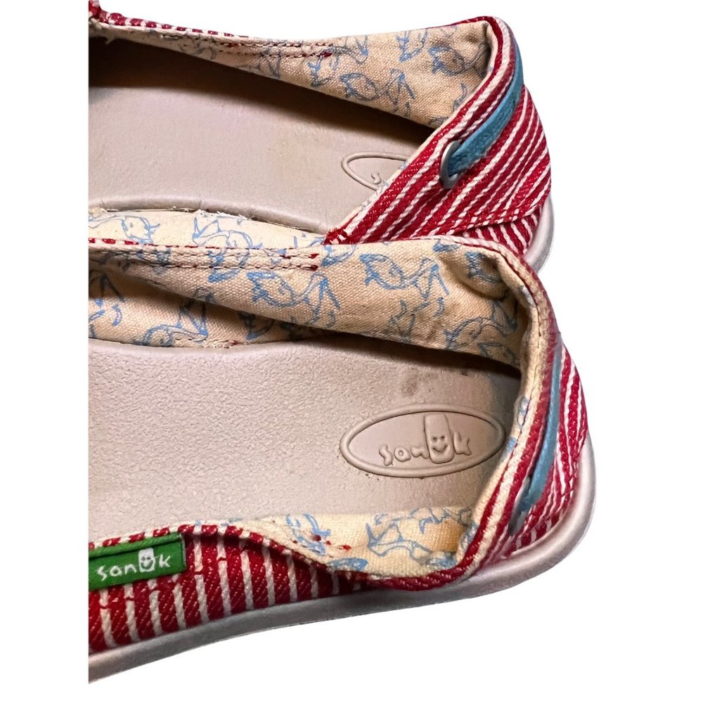 Sanuk Red White Striped Castaway Low Top Moccasins Flat Slip On Shoes Girls - Picture 5 of 6